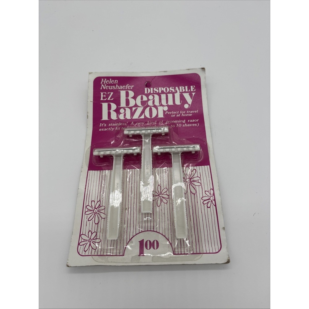 Helen Neushaefer Vintage Three Pack Of Razor Blades. Old Stock . New In Package.
